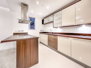 Kitchen area- click for photo gallery